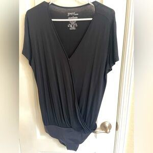 Women’s Grace & Lace Short Sleeve Black Bodysuit size Small